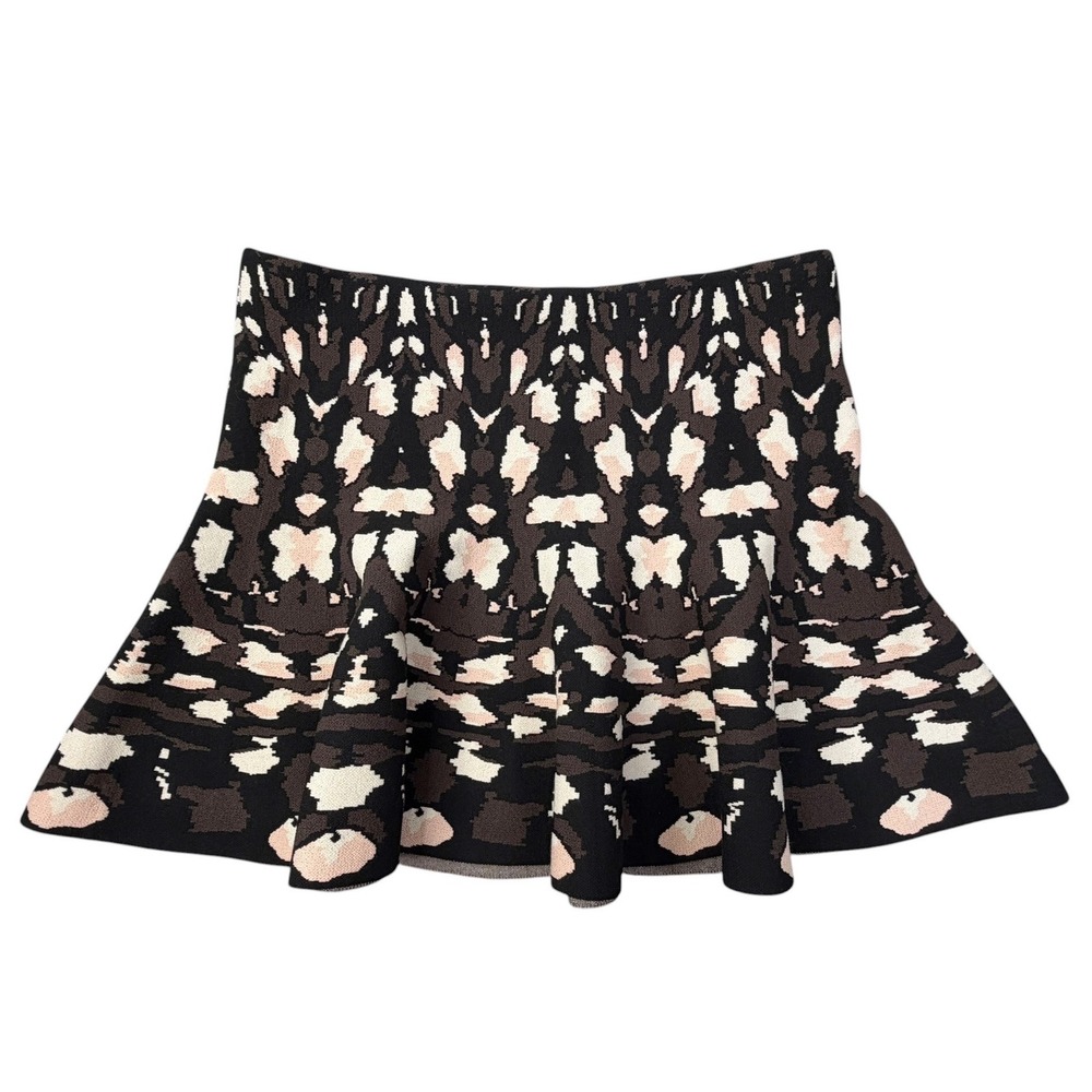 Express‎ Skater Skirt XL Black Abstract Animal Body Contour Knit Mini Flare NWT